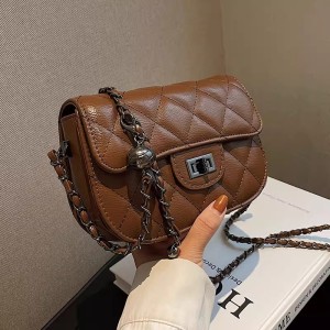 High-grade diamond chain niche commuting small gold beads crossbody small bag female spring and summer 2025 new niche versatile